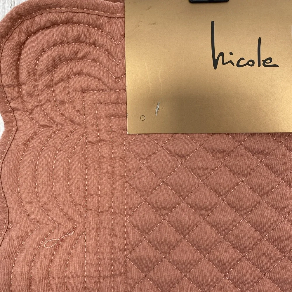 Nicole Miller Placemats (Set of 6) Dusty Rose Terracotta Quilted Diamond Holiday